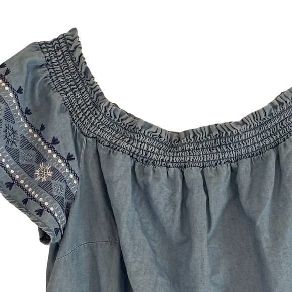 Lane Bryant Convertible Neck Smocked Embroidered Short Sleeve Denim Dress, 14/16 - Picture 3 of 11